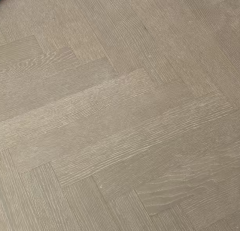 多層實(shí)木-七彩橡木- 人字拼 YX-011 600*92*15mm